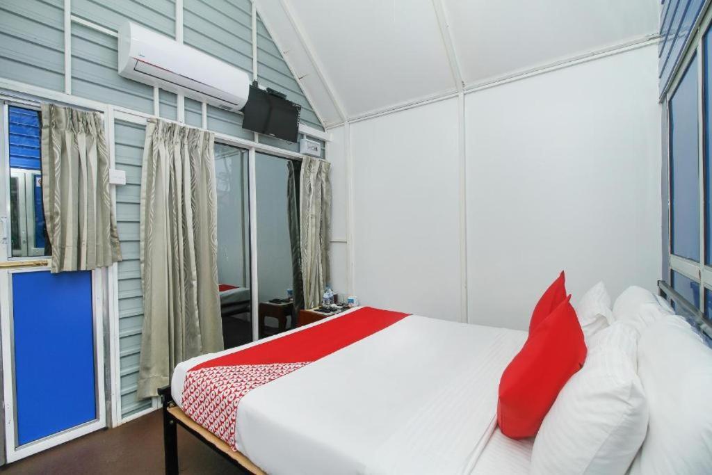 Airport A4 Transit Hub - Eco Chalets Katunayaka Luaran gambar