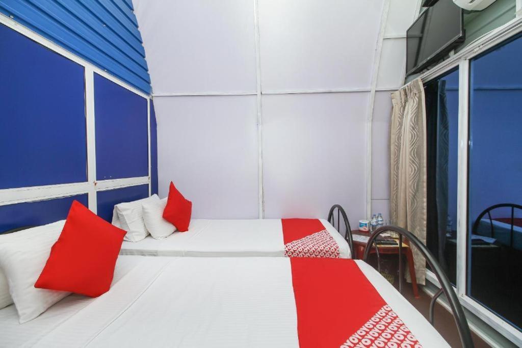 Airport A4 Transit Hub - Eco Chalets Katunayaka Luaran gambar